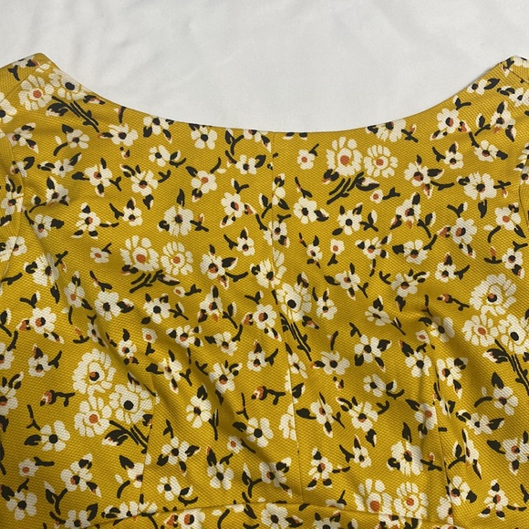 Zara Floral Dress - Picture 4 of 9